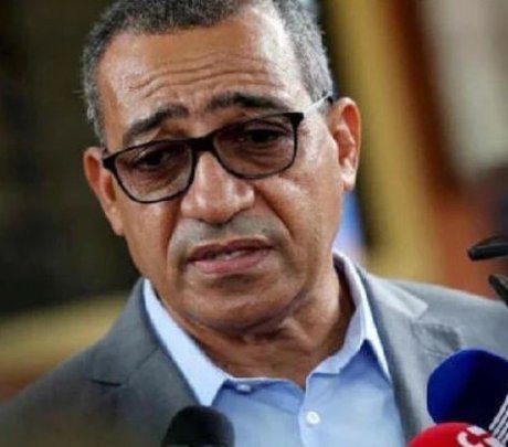 Presidente da República justifica cancelamento da posse da nova PGR com 