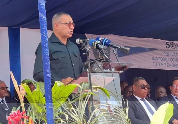 Presidente da República insta a polícia a não se deixar  afetar por tentativas de influência política