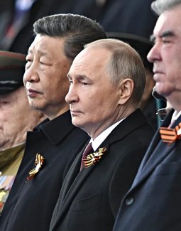 Será que a UE se vai atrever a acionar a sua opção nuclear para sancionar os aliados da Rússia?